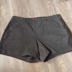 SPANX dark olive Twill Shorts size L